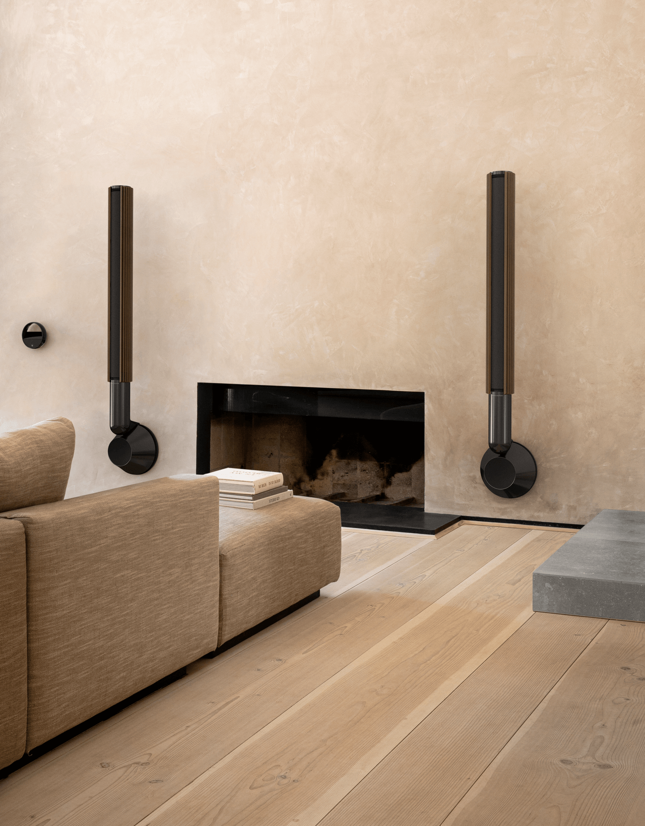 Beolab 28 on Floor Stand(Ex-Demo 2 Years Warranty)