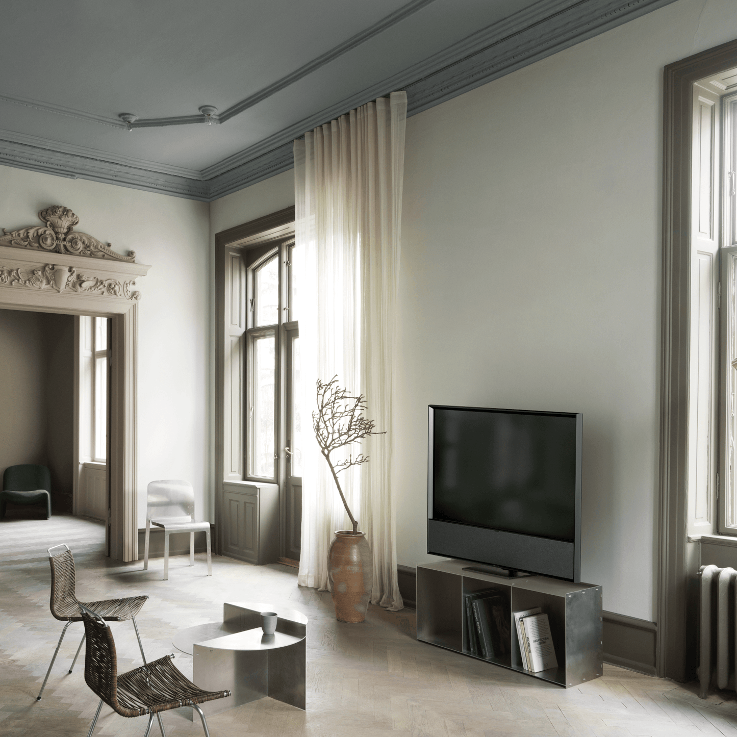 Beovision Contour